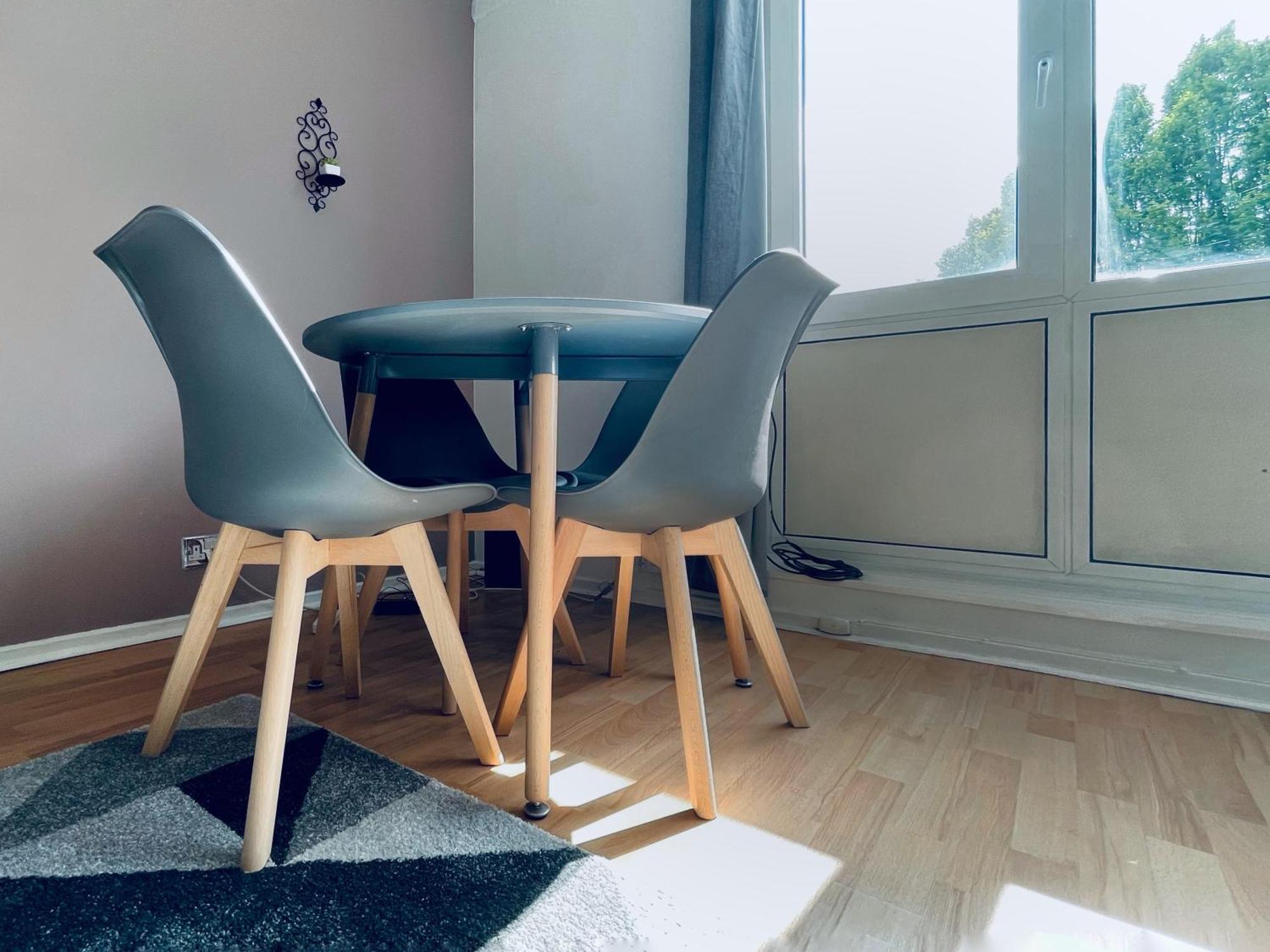 Appartamento Ethan's Place In Mile End - 2 Double Beds, 1 Bunk Bed, Max 6, Spacious, Ideal For Families Londra